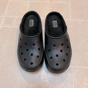 Womens crocs size 8